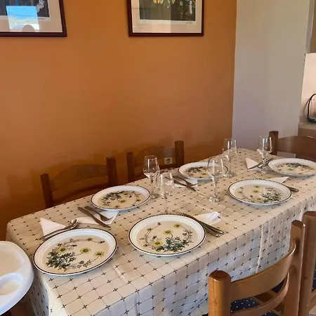 Eliza 2 Bedroom Sunny House With Sea View Mourteri