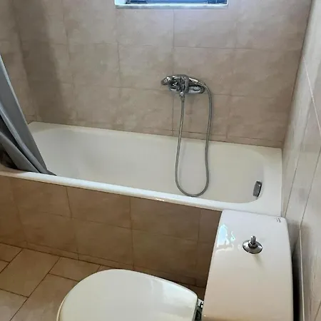 Eliza 2 Bedroom Sunny House With Sea View * Mourteri