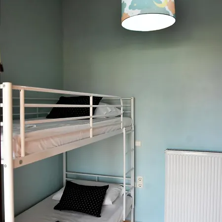 Eliza 2 Bedroom Sunny House With Sea View Mourteri